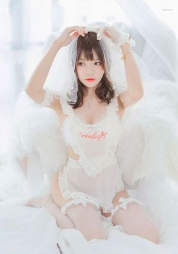 丰满的继母2_免费观看